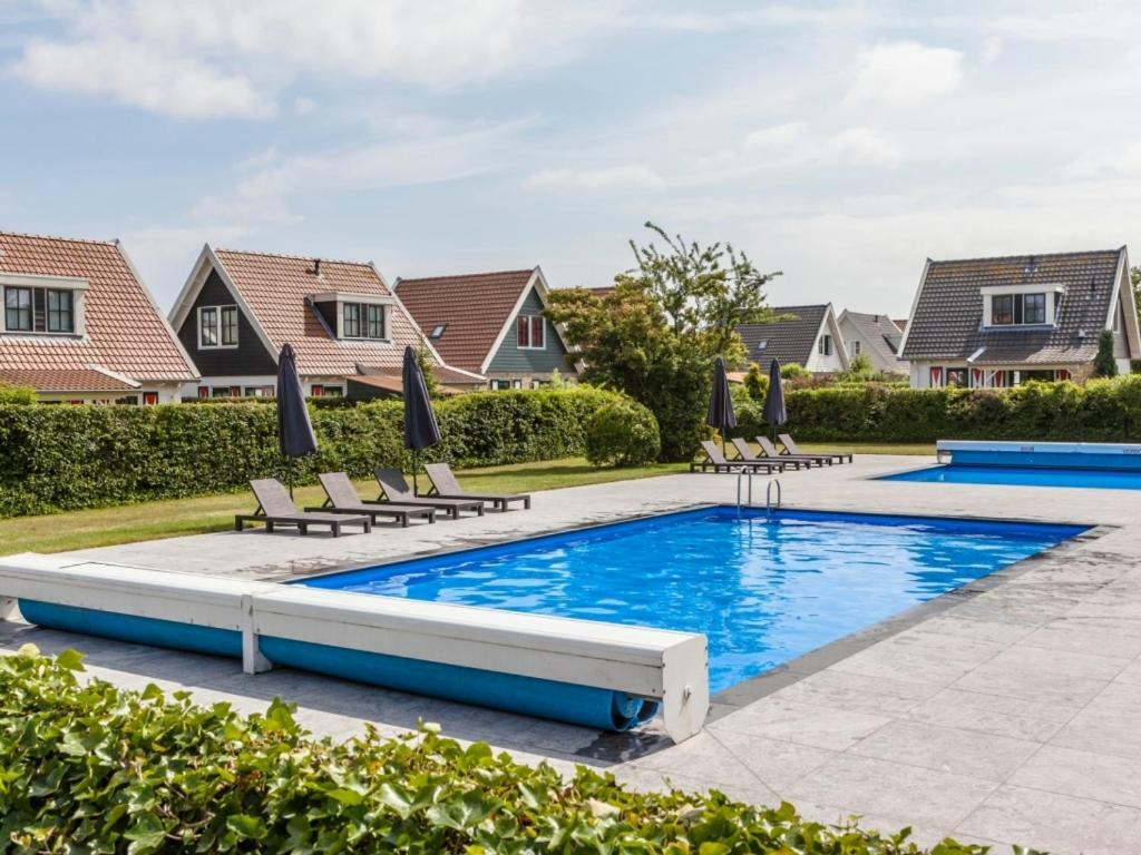 Landal Duinpark 'T Hof Van Haamstede Hotel Burgh-Haamstede Exterior photo