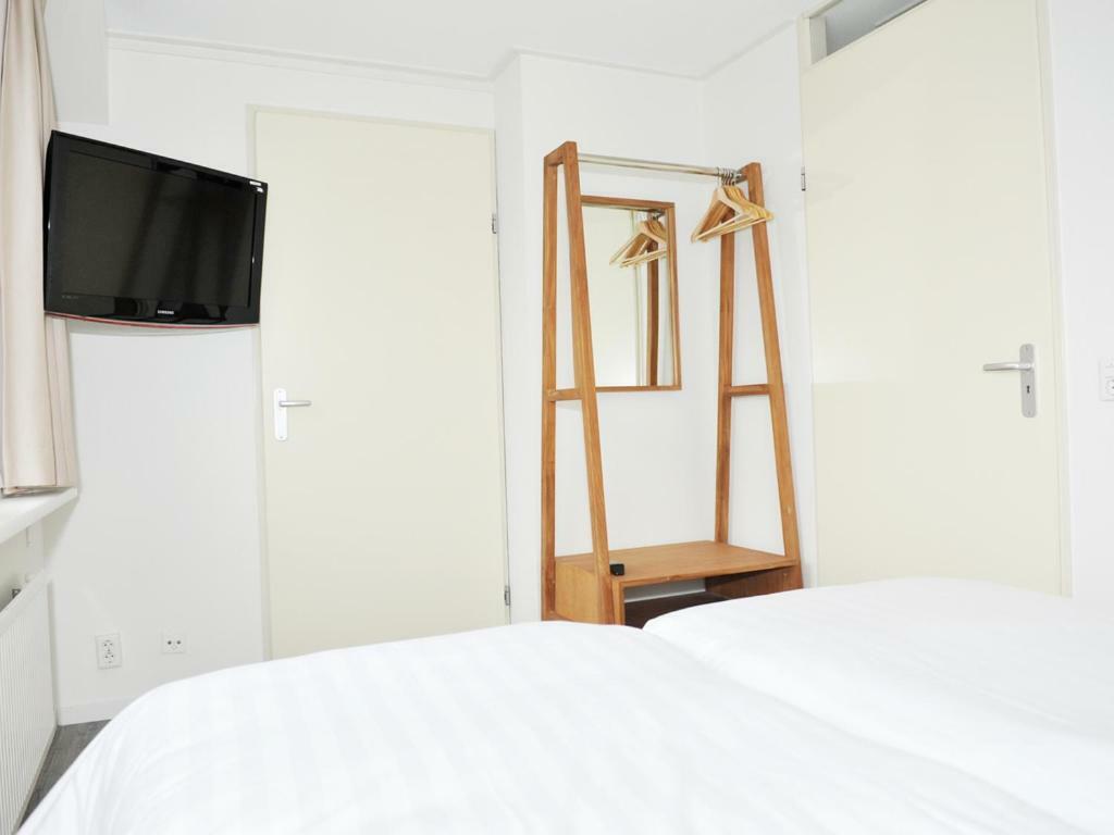 Landal Duinpark 'T Hof Van Haamstede Hotel Burgh-Haamstede Exterior photo
